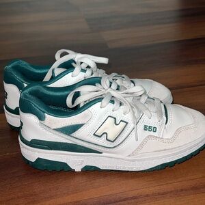 New Balance 550s